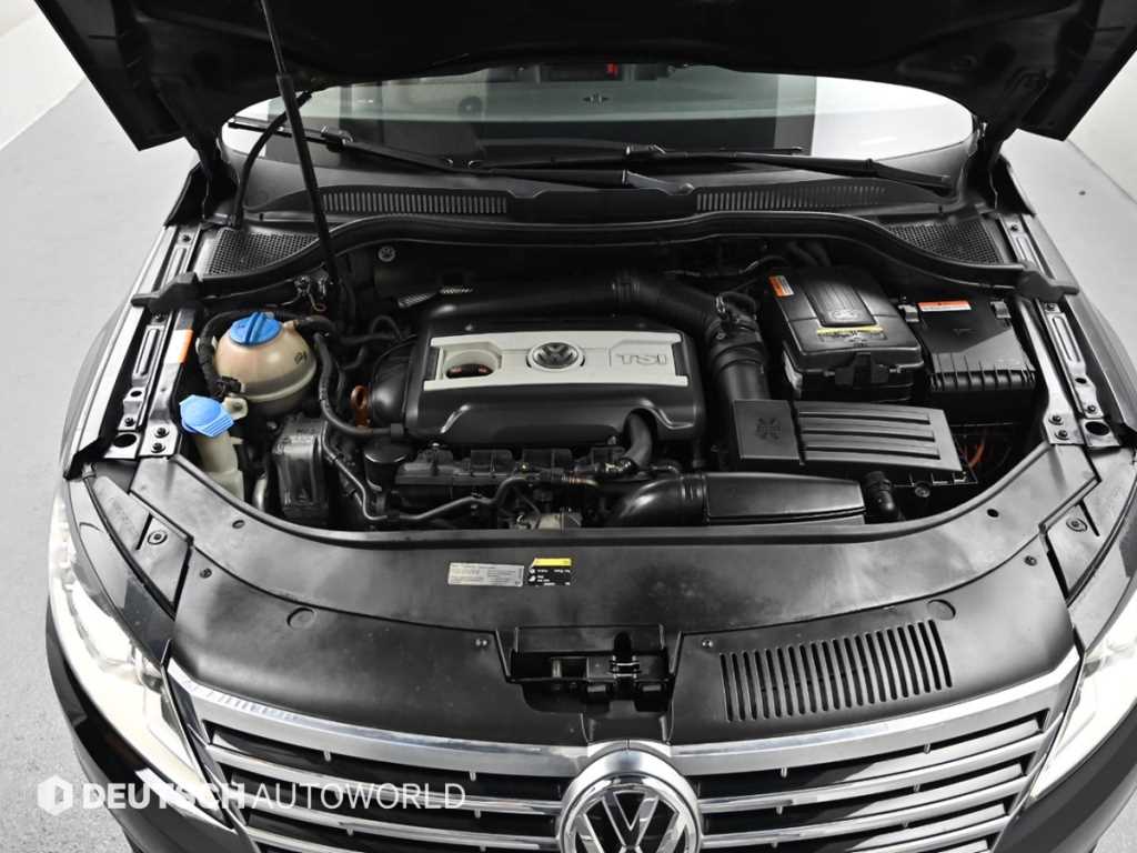 Volkswagen CC — photo 06