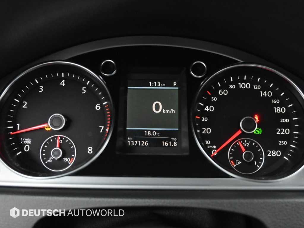Volkswagen CC — photo 08