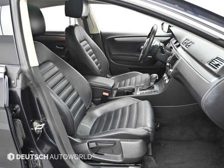 Volkswagen CC — photo 10
