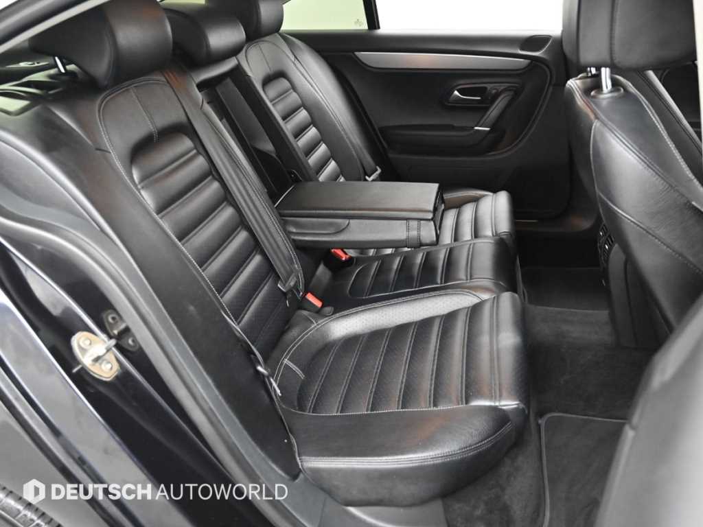 Volkswagen CC — photo 12