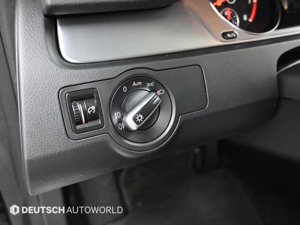 Volkswagen CC — photo 16