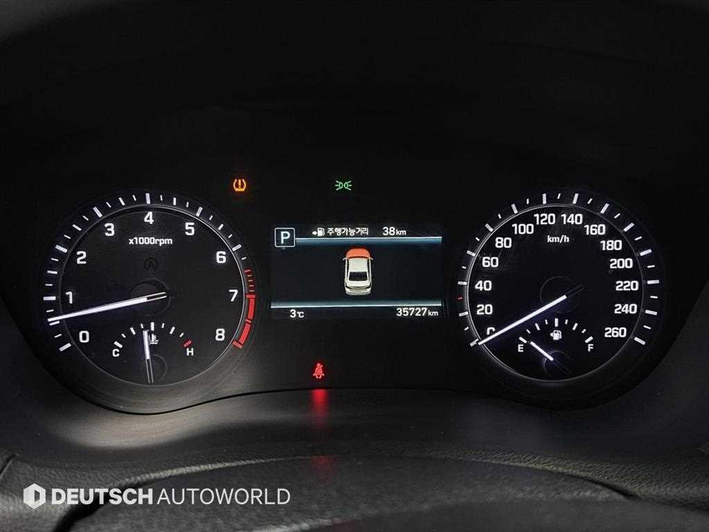 Genesis G80 — photo 08