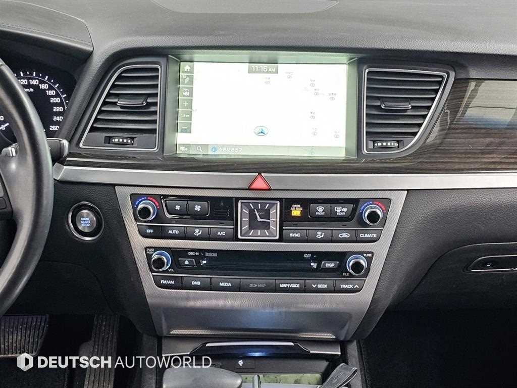 Genesis G80 — photo 14