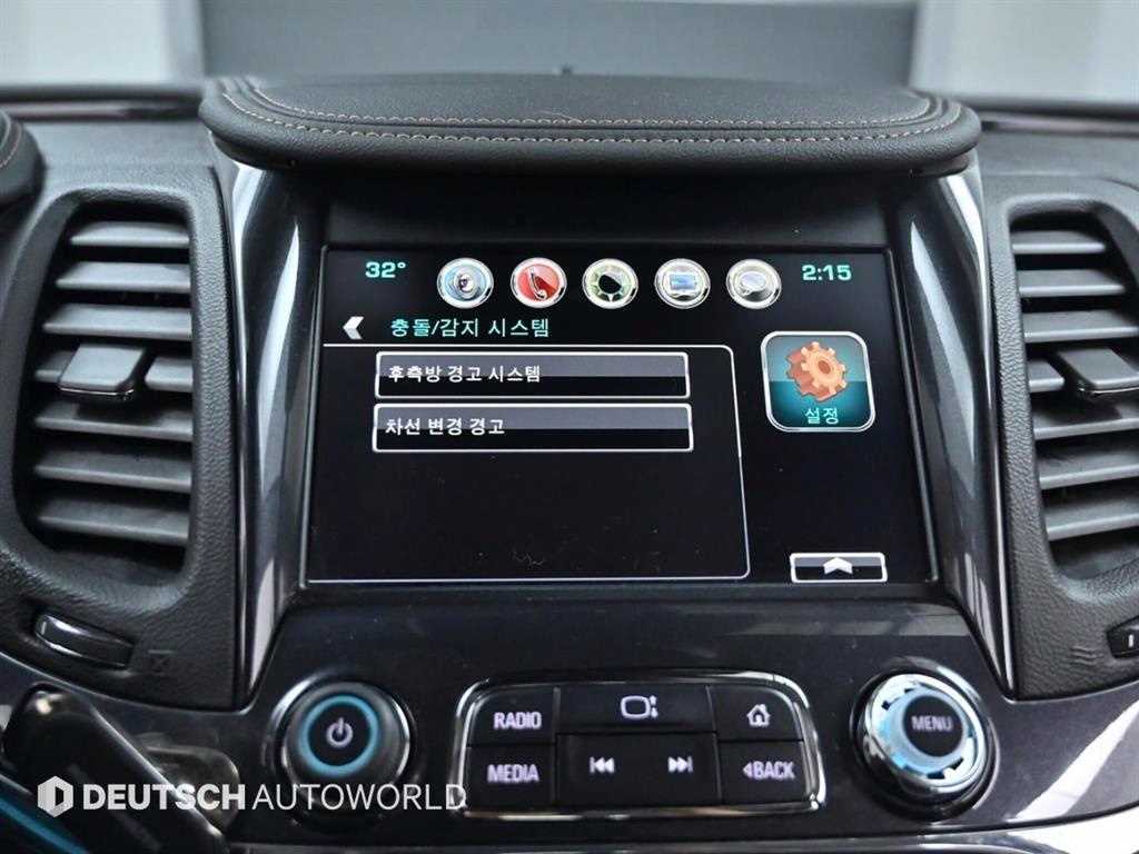 CHEVROLET Impala — photo 17