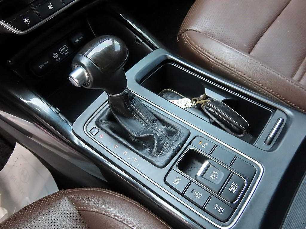 Kia Sorento — photo 10