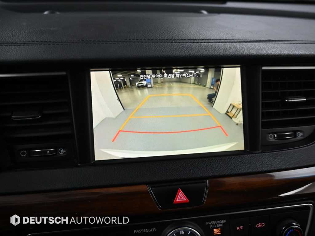 Kia K7 — photo 15