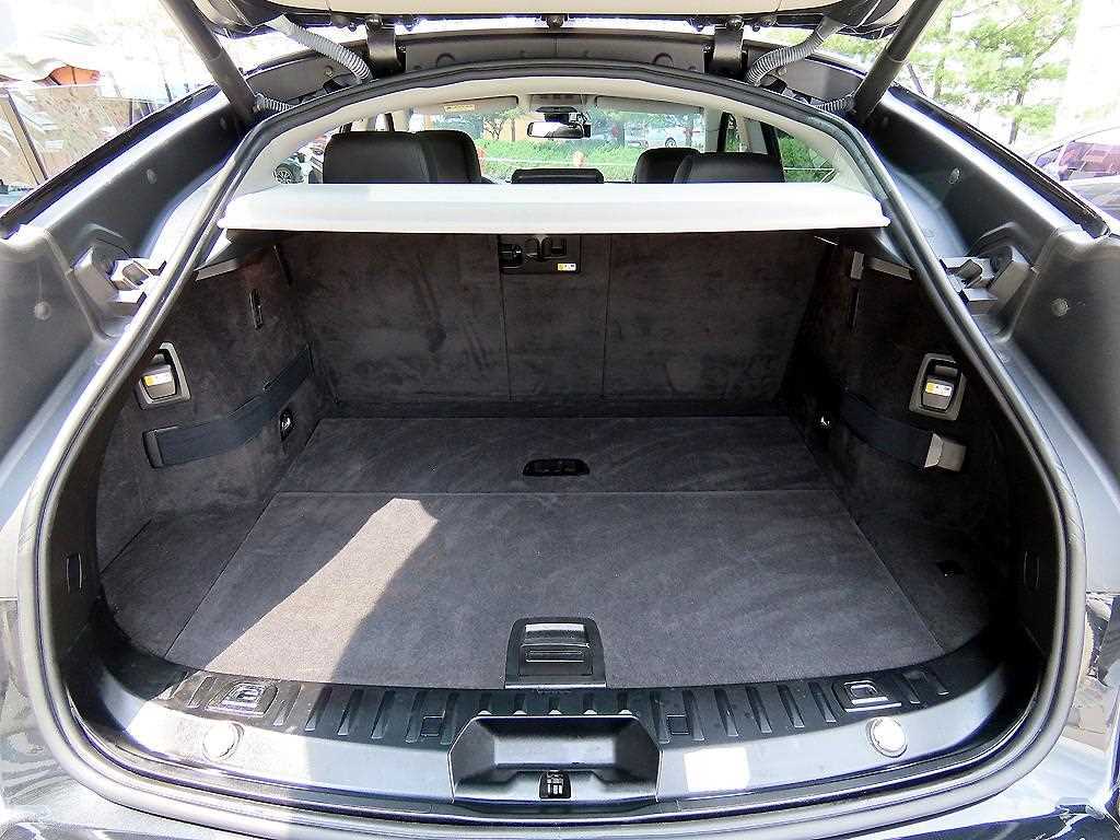 BMW Gran Turismo — photo 17
