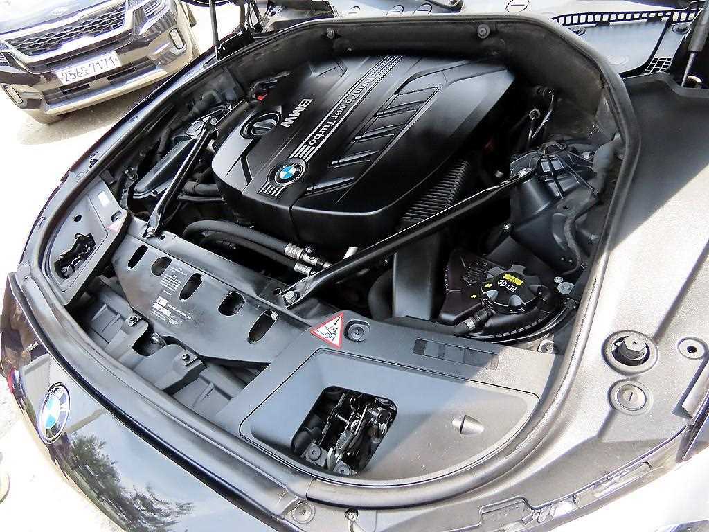 BMW Gran Turismo — photo 19