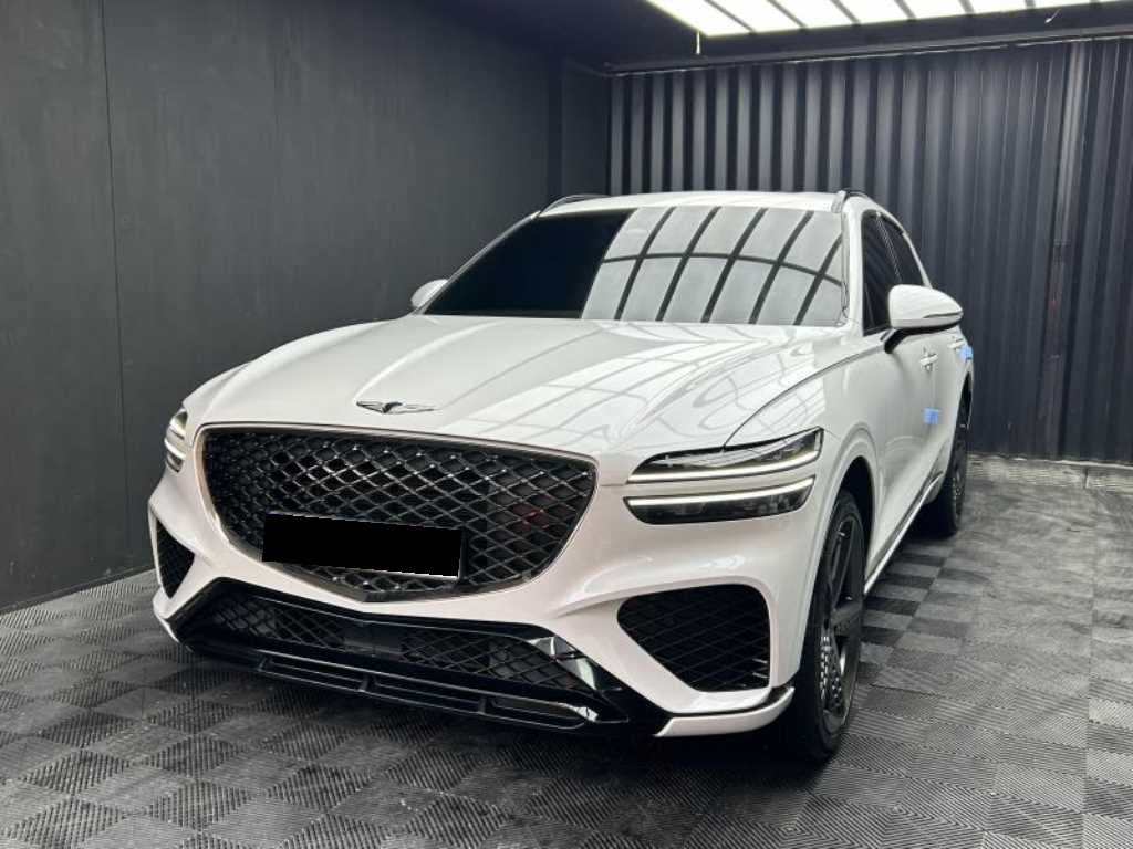 Genesis GV70 — photo 04