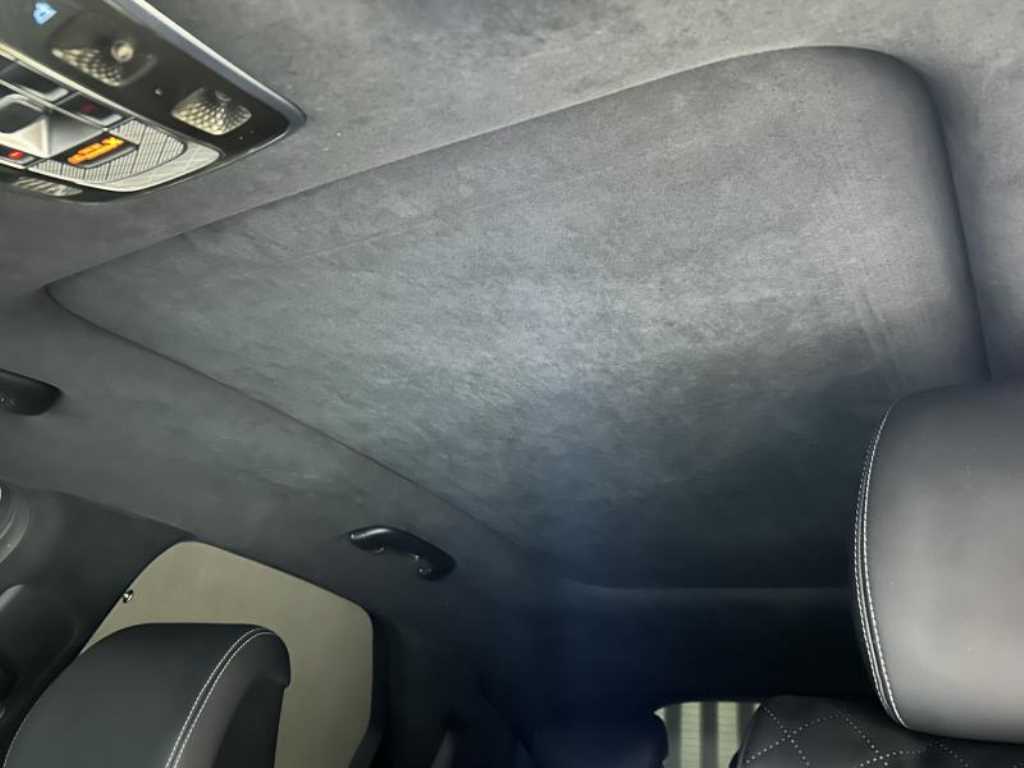 Genesis GV70 — photo 13