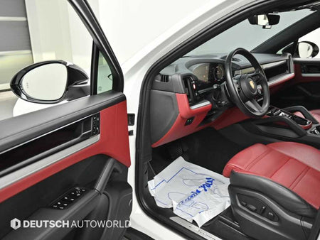 Porsche Cayenne — photo 11