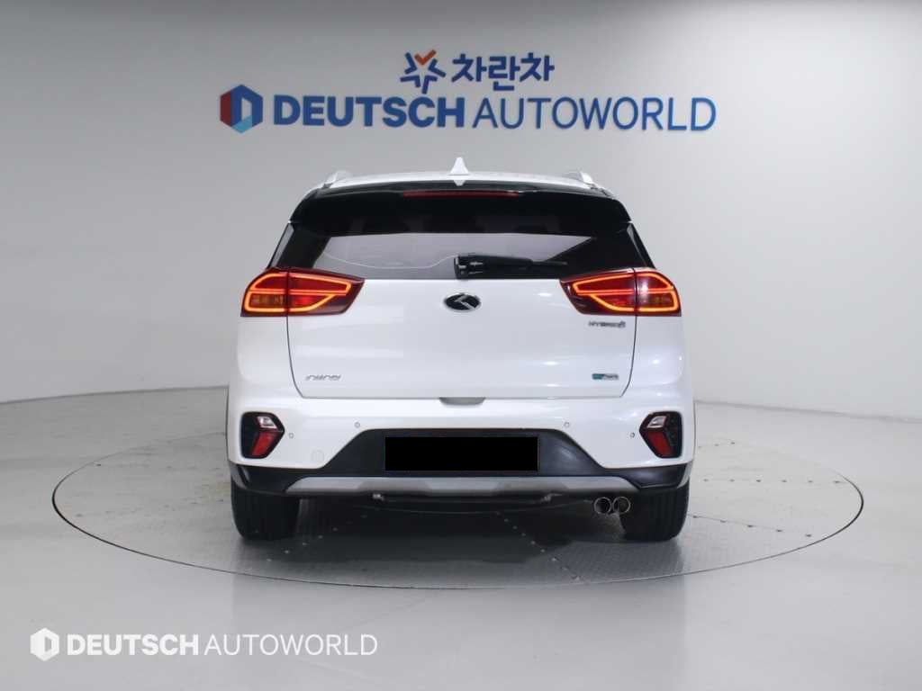 Kia Niro — photo 04