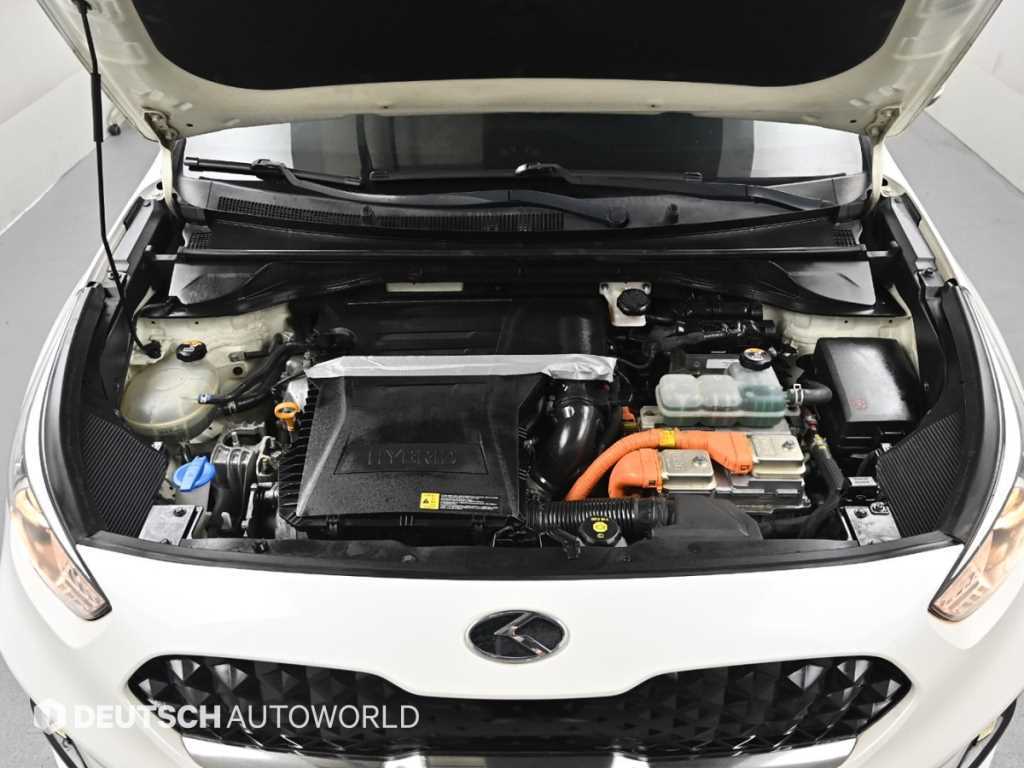 Kia Niro — photo 06