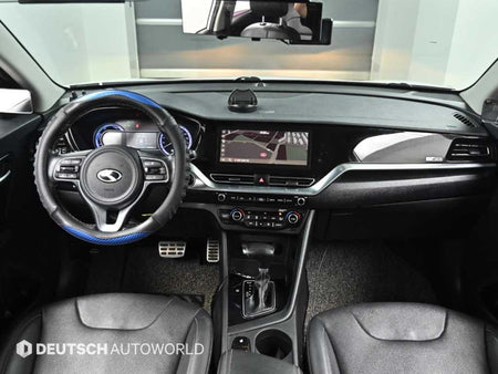 Kia Niro — photo 07