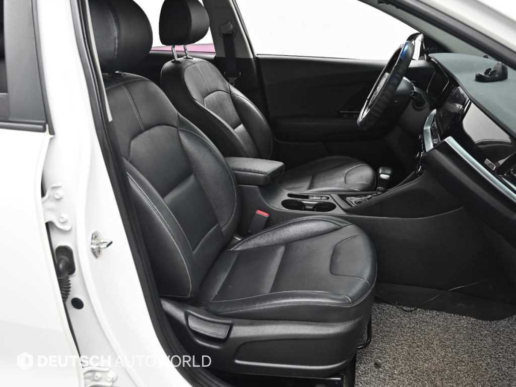 Kia Niro — photo 10