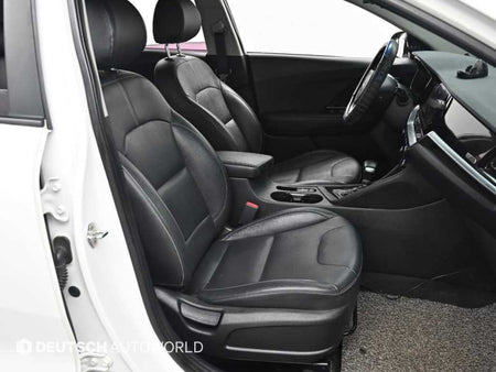 Kia Niro — photo 10