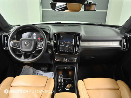 Volvo XC40 — photo 07