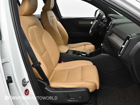 Volvo XC40 — photo 10