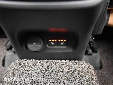 Volvo XC40 — photo 16