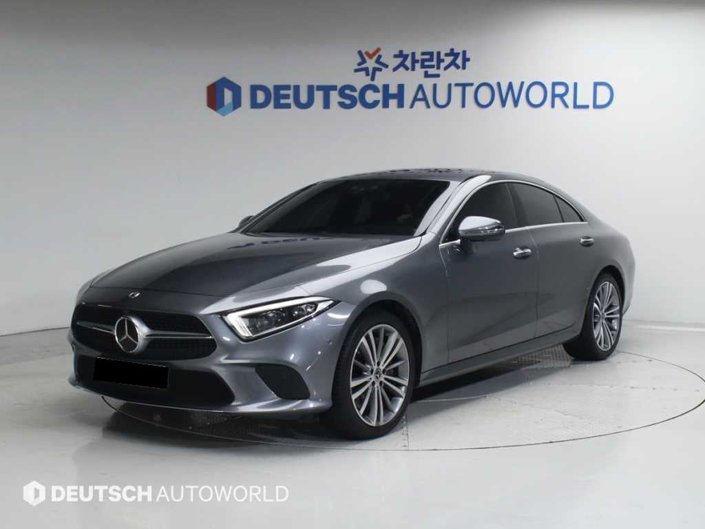Mercedes-Benz CLS-Class — photo 01
