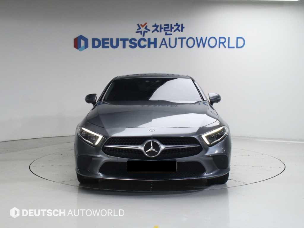 Mercedes-Benz CLS-Class — photo 03