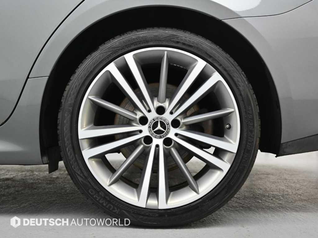 Mercedes-Benz CLS-Class — photo 05