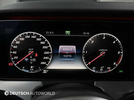 Mercedes-Benz CLS-Class — photo 08