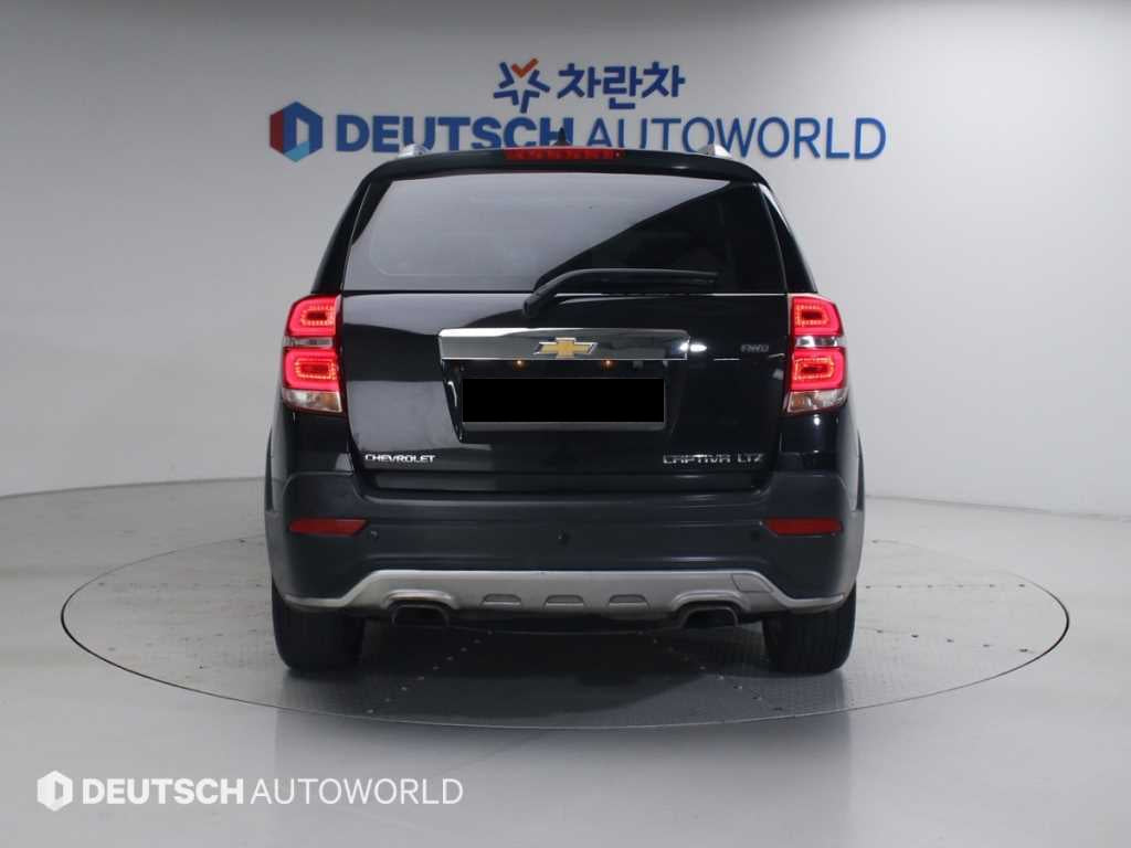 CHEVROLET Captiva — photo 04