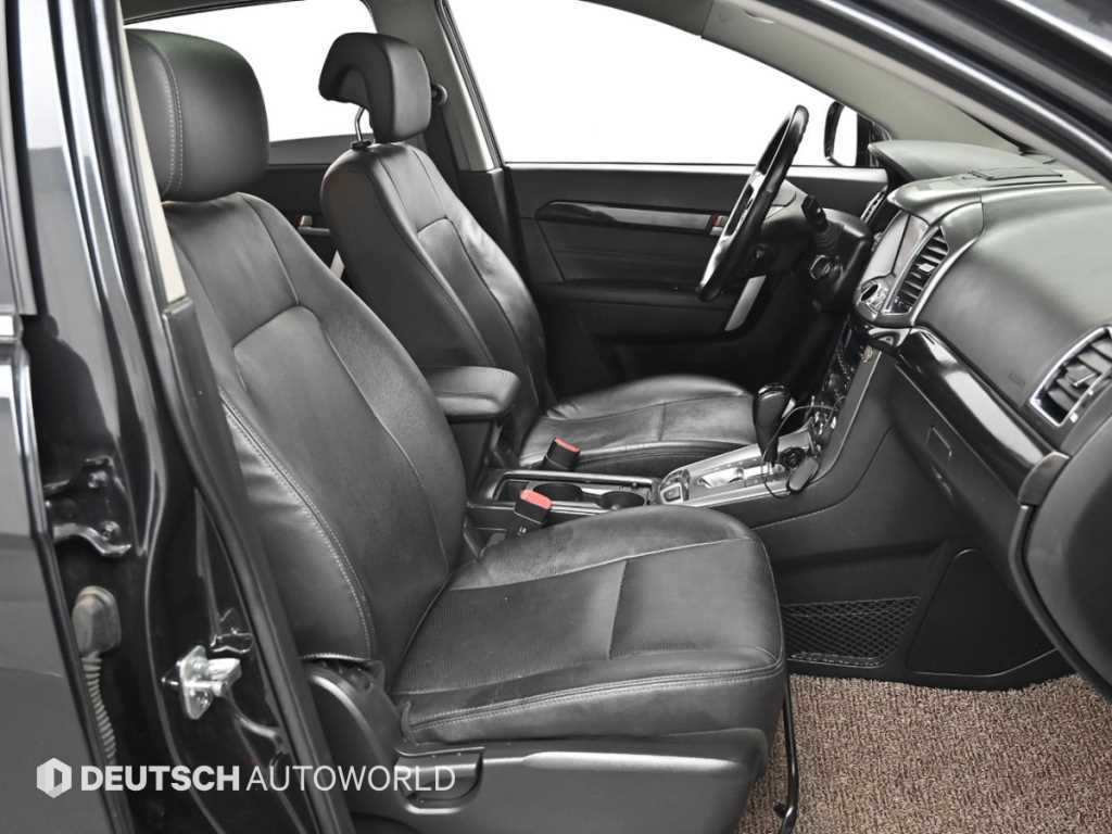 CHEVROLET Captiva — photo 10