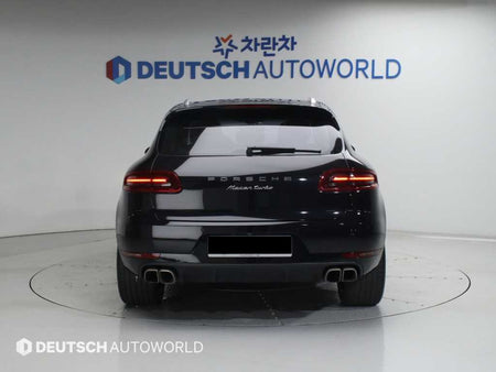 Porsche Macan — photo 04