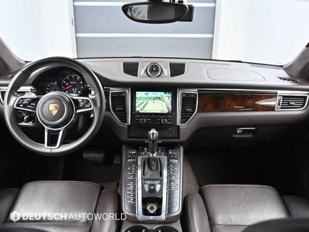 Porsche Macan — photo 07