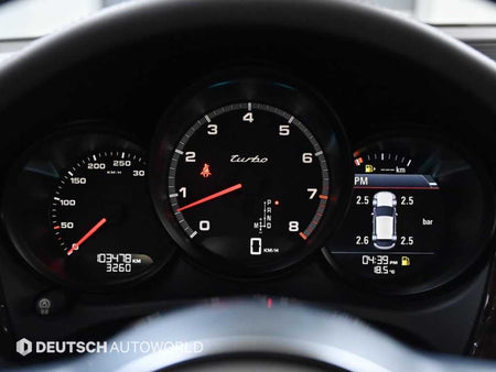Porsche Macan — photo 08