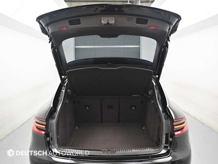 Porsche Macan — photo 19