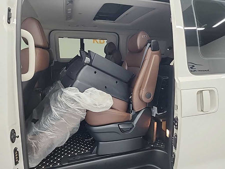 Hyundai Starex — photo 12
