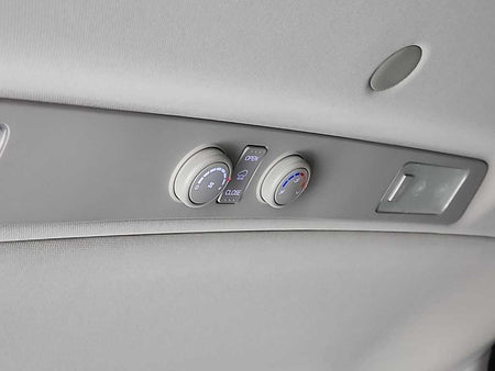 Hyundai Starex — photo 13