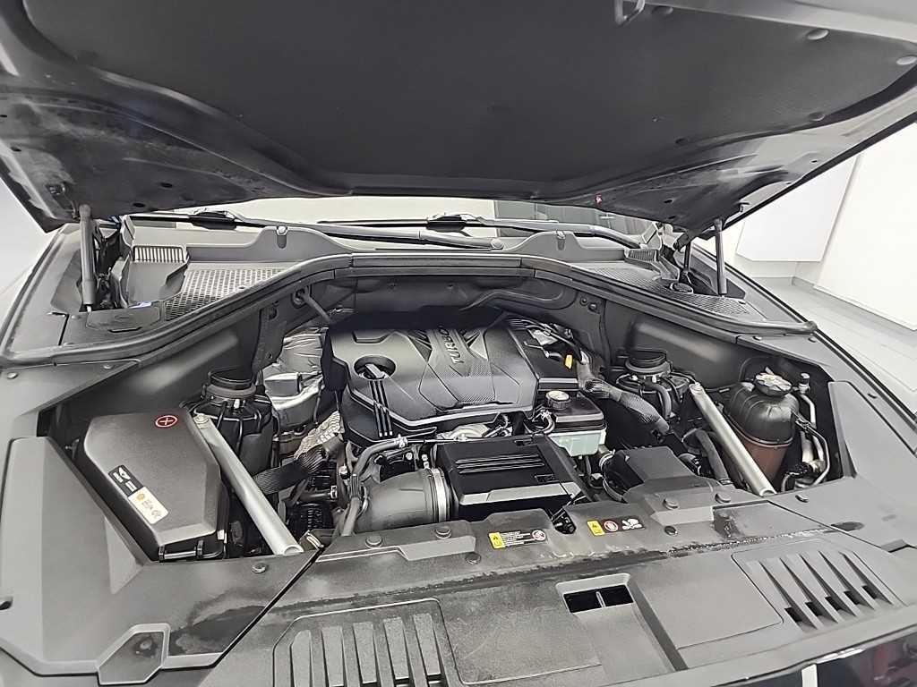 Genesis GV80 — photo 05