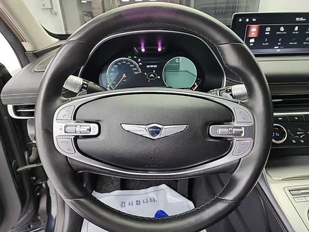 Genesis GV80 — photo 09