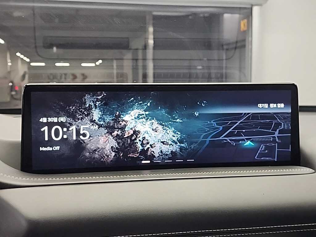 Genesis GV80 — photo 14