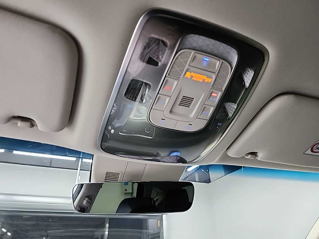 Genesis GV80 — photo 16