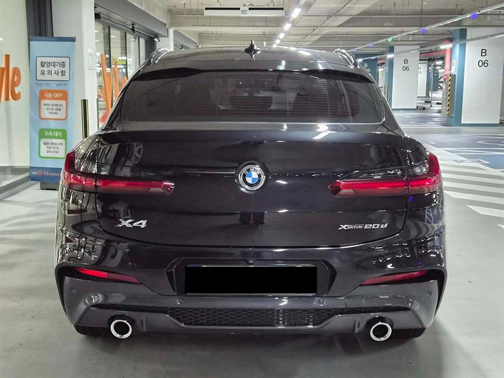 BMW X4 — photo 05