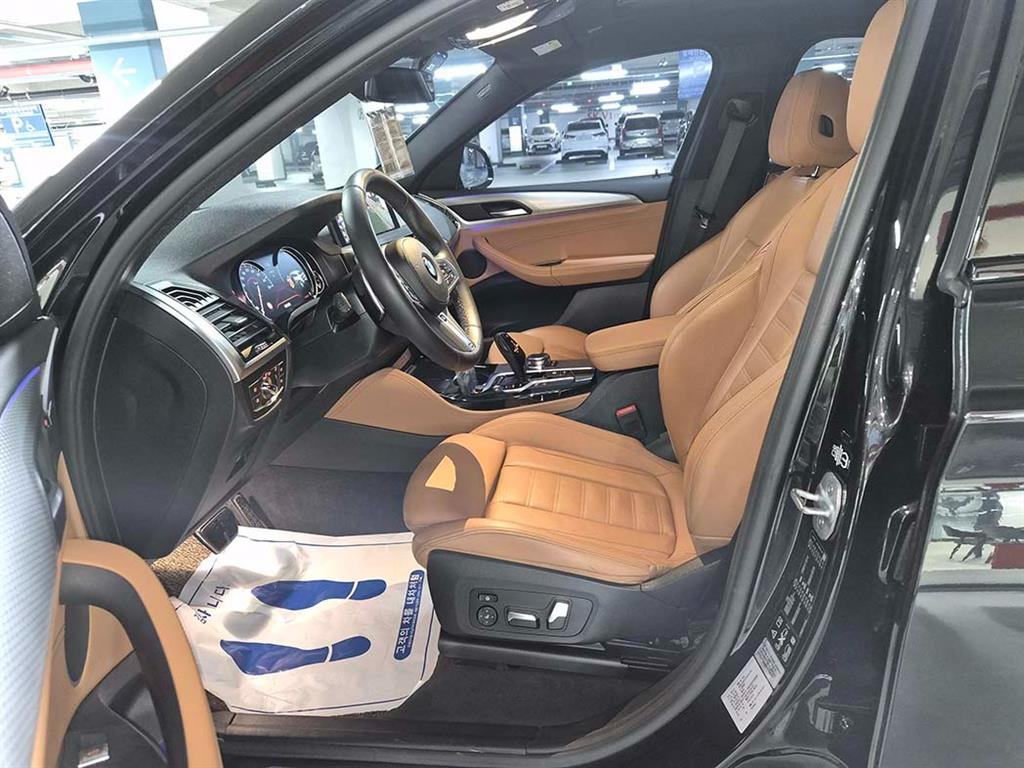 BMW X4 — photo 06