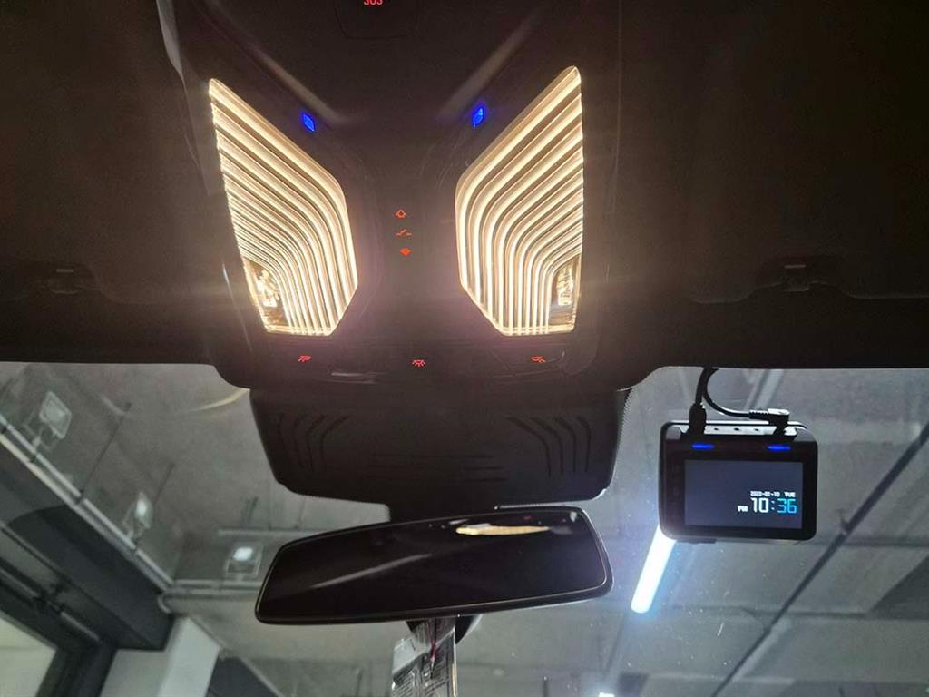 BMW X4 — photo 17