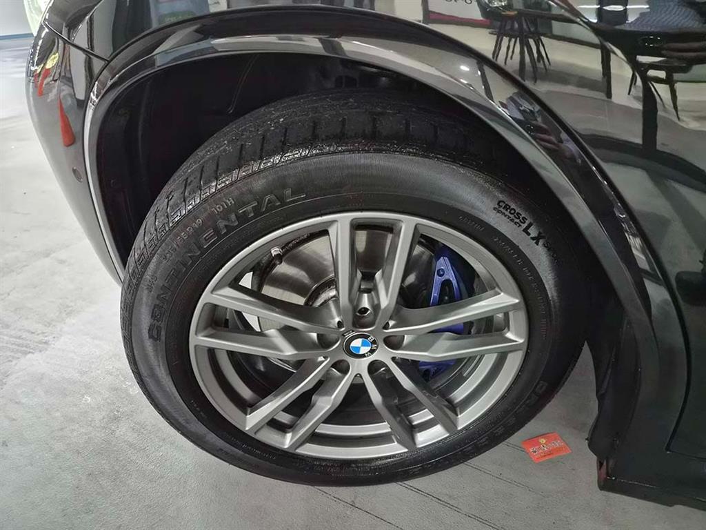 BMW X4 — photo 20