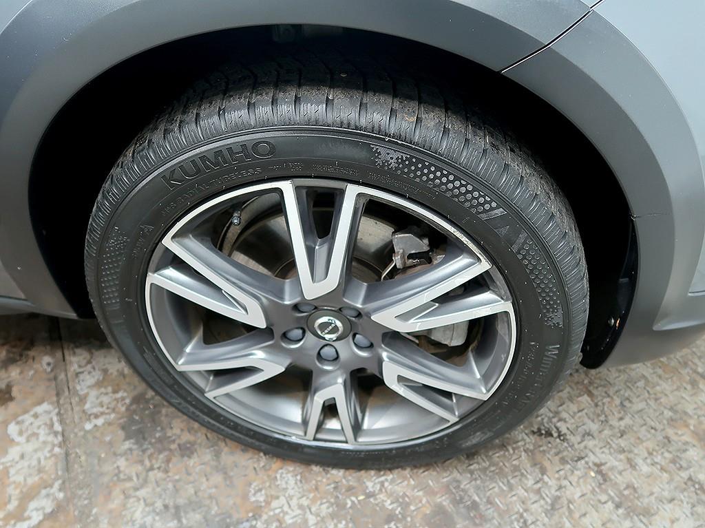 Volvo V90 — photo 08