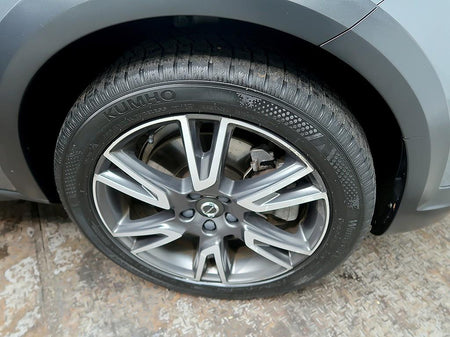 Volvo V90 — photo 08
