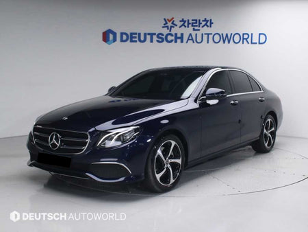 Mercedes-Benz E-Class — photo 01