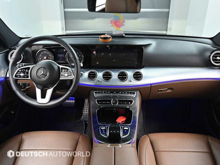 Mercedes-Benz E-Class — photo 07