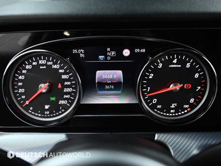 Mercedes-Benz E-Class — photo 08