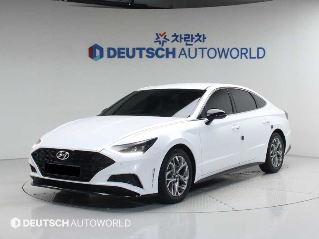 Hyundai Sonata — photo 01
