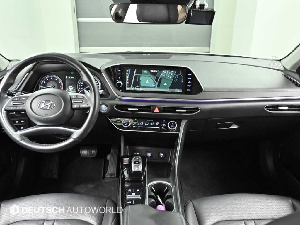 Hyundai Sonata — photo 07